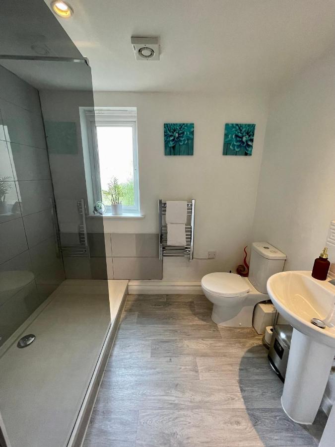 Empire Serviced Apartments Гінклі Екстер'єр фото