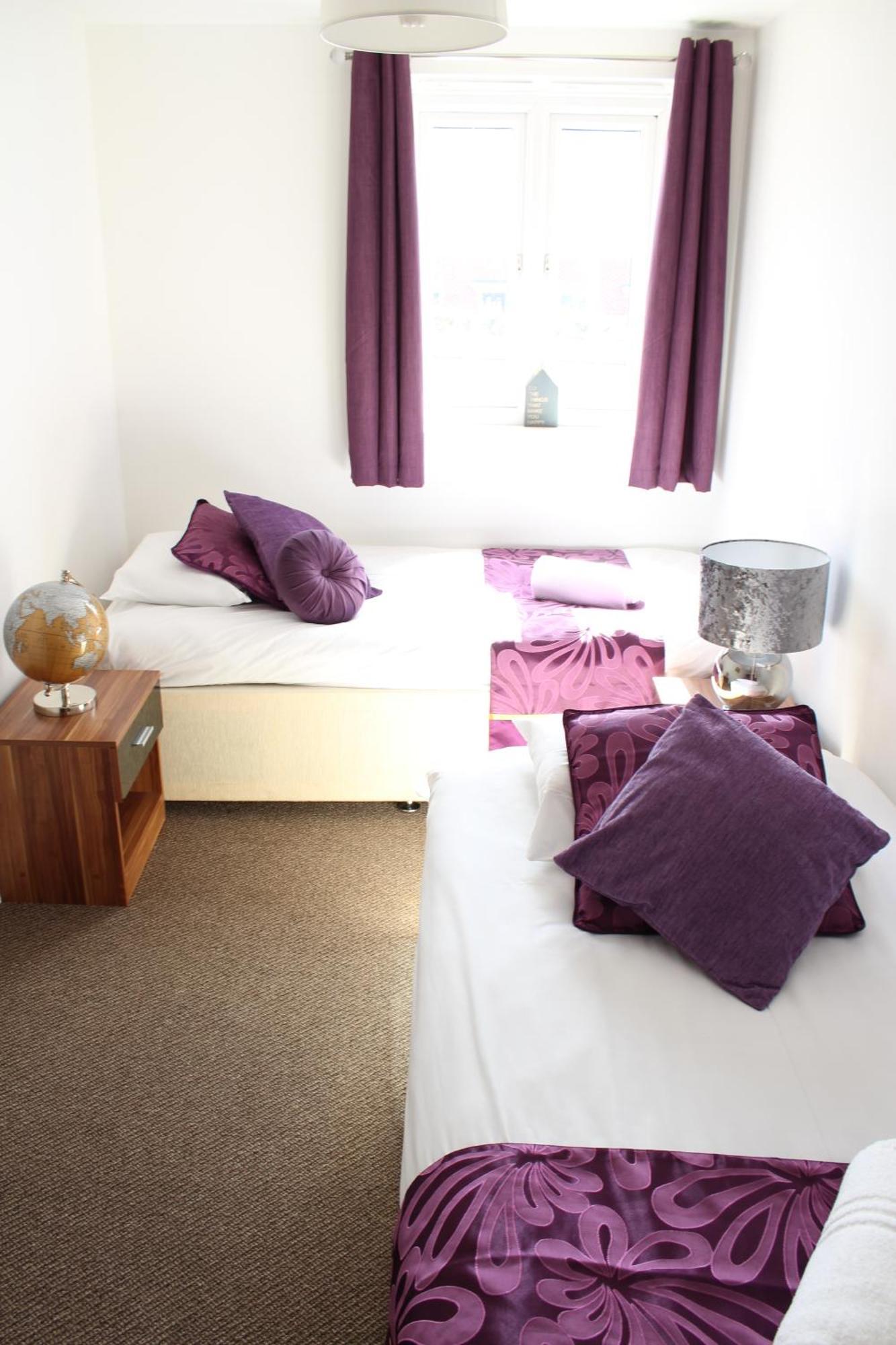 Empire Serviced Apartments Гінклі Екстер'єр фото